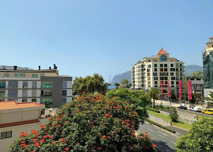 شقة Charming With Pool