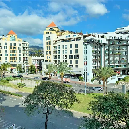 Charming With Pool *