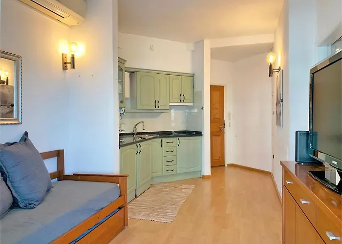 Apartment Charming With Pool *