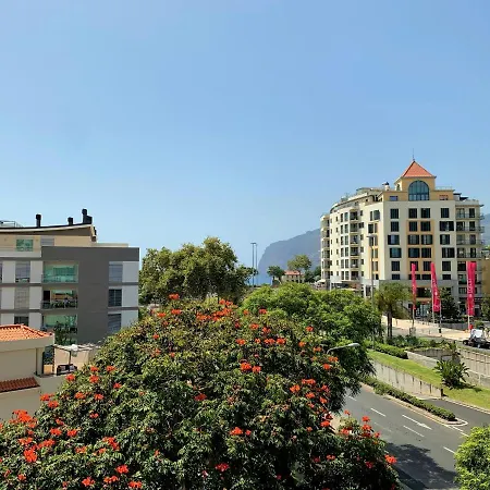 Apartamento Charming With Pool